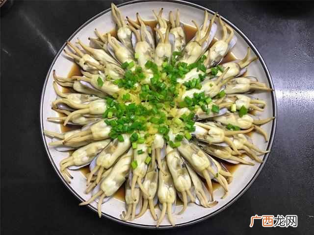 百吃不厌的蛏子做法，每次都吃光光，营养又解馋。