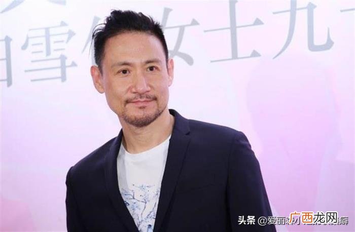 周杰伦真名，周杰伦爸爸没有打妈妈、刘德华真名就是刘德华