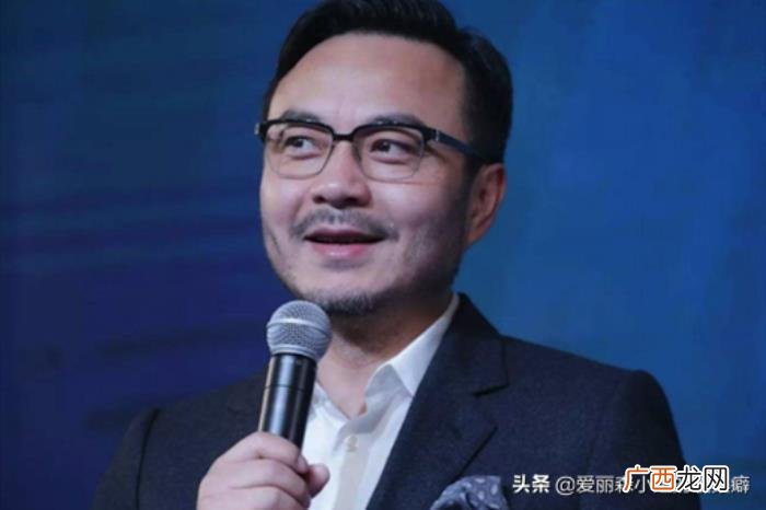 周杰伦真名，周杰伦爸爸没有打妈妈、刘德华真名就是刘德华