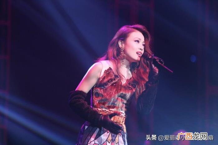 周杰伦真名，周杰伦爸爸没有打妈妈、刘德华真名就是刘德华