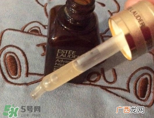 雅诗兰黛小棕瓶精华怎么用_使用方法