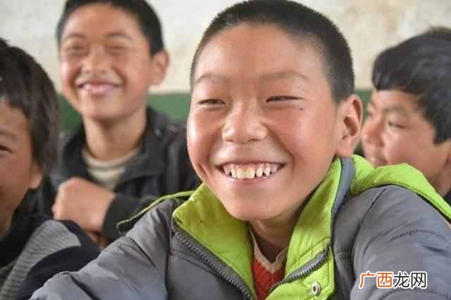 为什么有的孩子头上有“2个旋”？代表啥意思，家长都应了解下