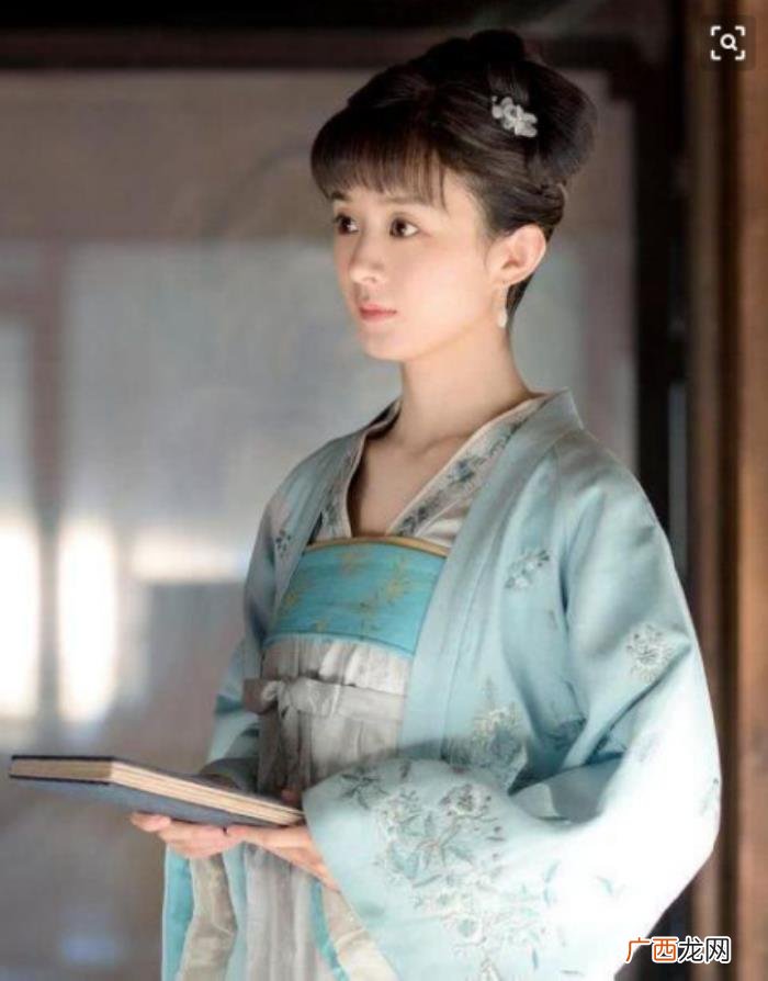 赵丽颖最火，33岁结婚生子的赵丽颖凭什么这么火