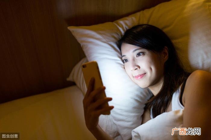 女生完全不理我还要追吗，女生不回信息还要追吗