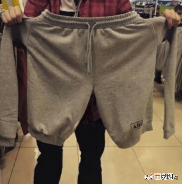 分手一年后突然联系，分手一年的男友中了百万