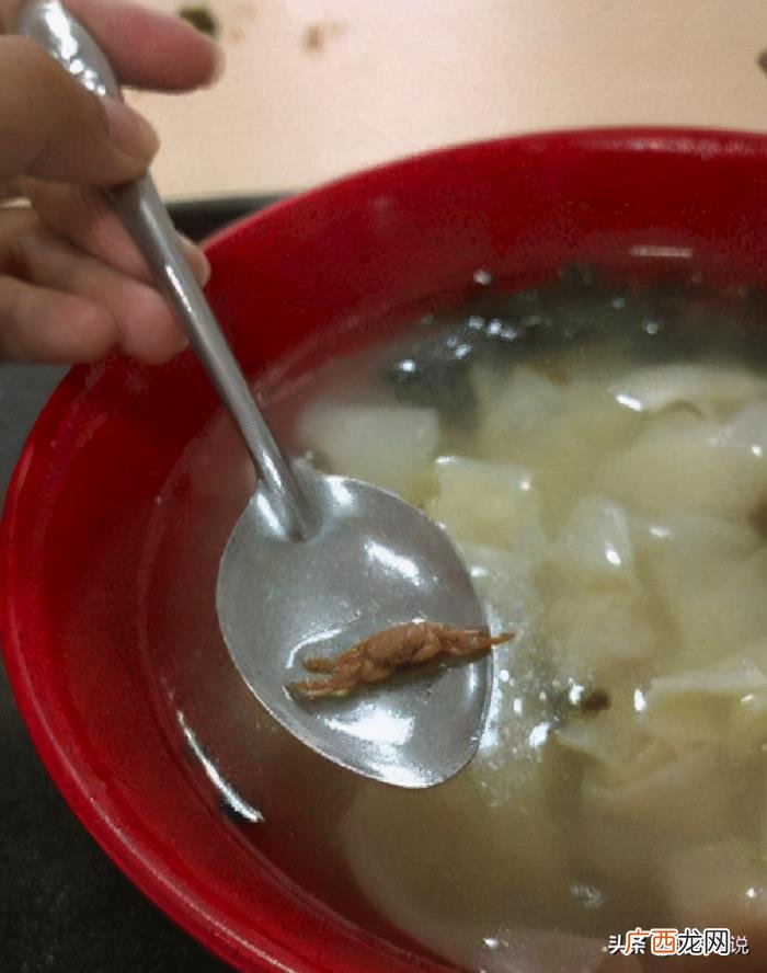 分手一年后突然联系，分手一年的男友中了百万