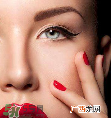 眼线老是晕妆怎么办？防水眼线大合集