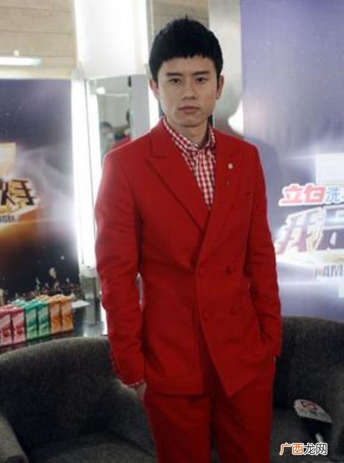 杨洋陈伟霆，陈伟霆杨洋仗着高颜值就能乱穿衣吗