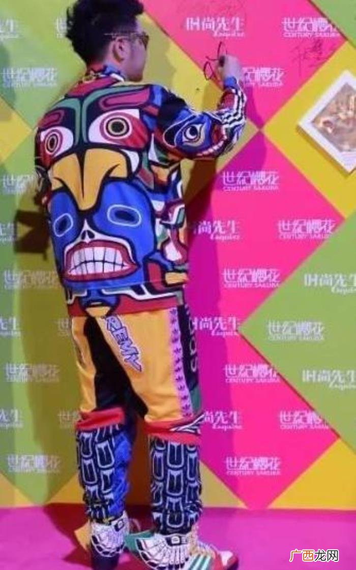 杨洋陈伟霆，陈伟霆杨洋仗着高颜值就能乱穿衣吗