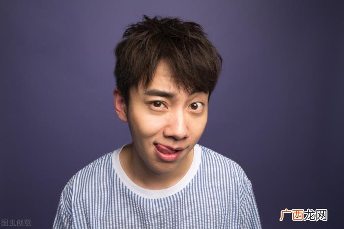 发际线后移是什么样子,发际线后移只是年纪到了