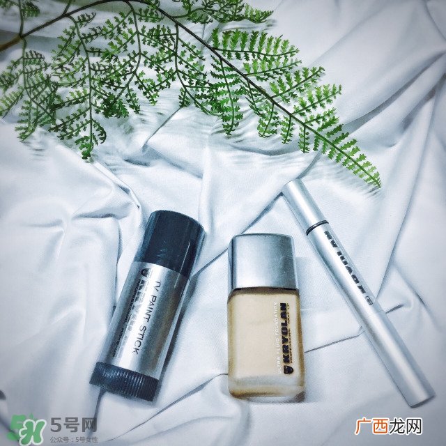 最适合秋冬用的粉底液干敏必备