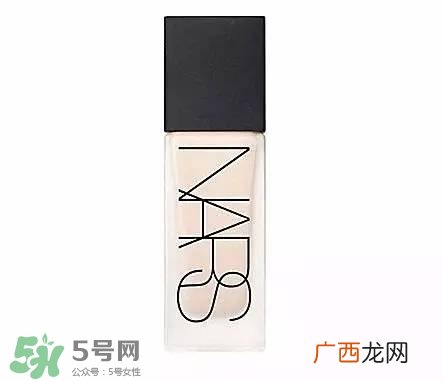 最适合秋冬用的粉底液干敏必备