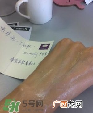 阿芙荷荷巴系列怎么样_阿芙荷荷巴水乳