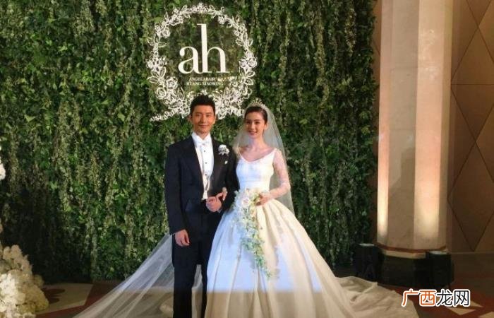 张靓颖婚纱，张靓颖婚纱还没黄晓明妈妈穿的讲究