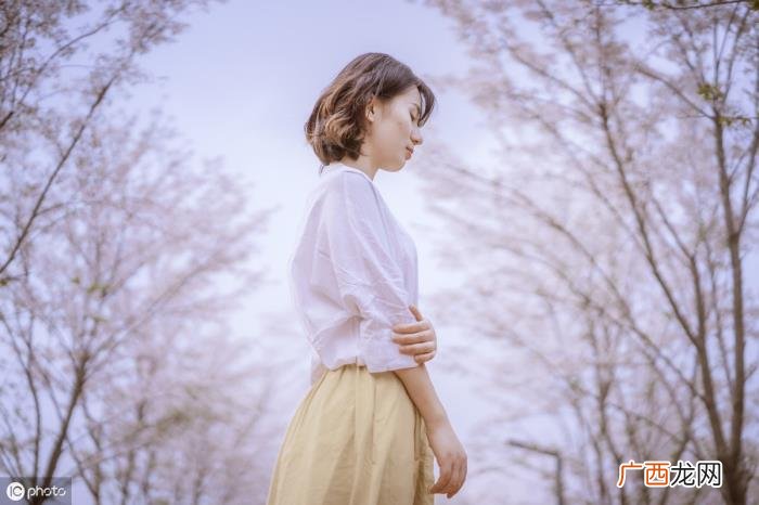 对你动情的女孩不理你，快来看看喜欢的女生为什么不理你