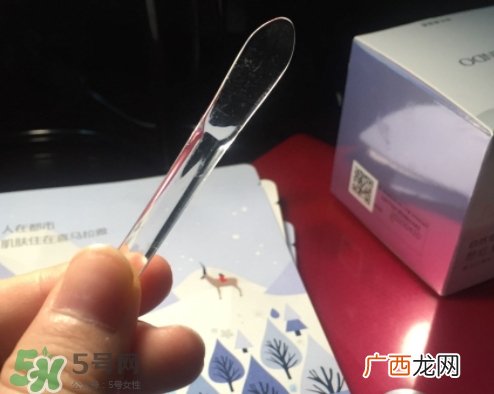 自然堂粉红素颜霜怎么用？自然堂粉红素颜霜使用心得