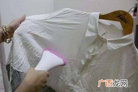 衣服上的褶皱怎么去除?小窍门轻松去除衣服褶皱