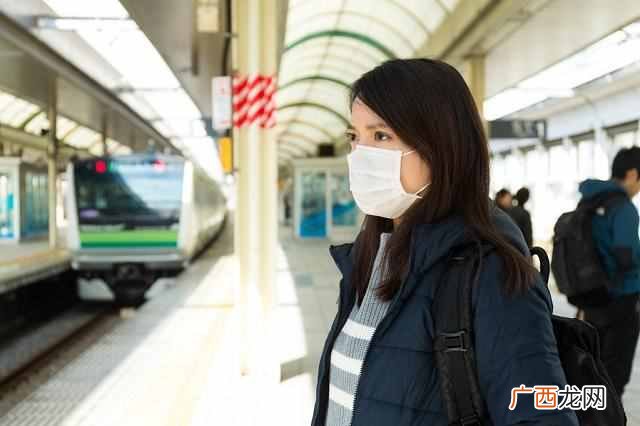 如何正确佩戴口罩方法？请提醒家人朋友，这才是正确戴口罩的方式