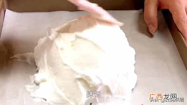 网红云朵面包的做法？一块钱成本就能在家做云朵面包