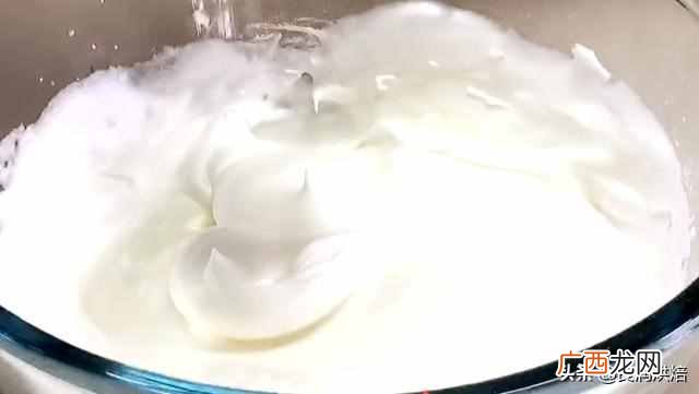 网红云朵面包的做法？一块钱成本就能在家做云朵面包