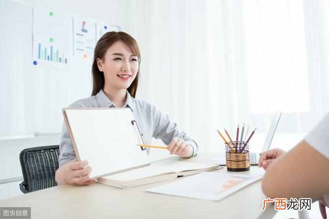 面试时如何进行自我介绍？聪明的应聘者，不说无用信息，只聚焦1点