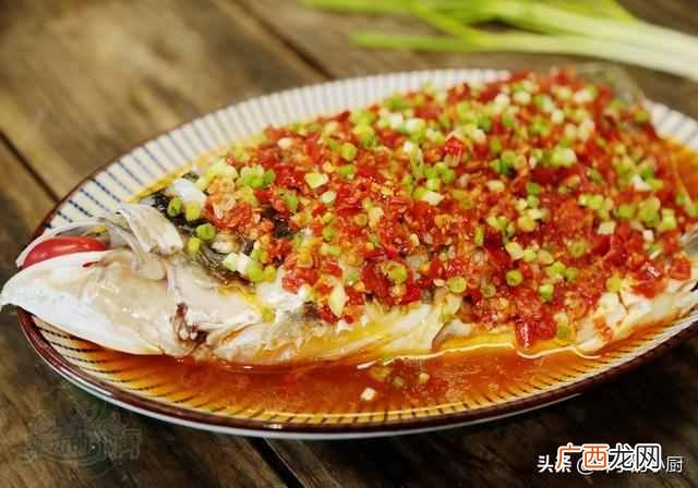 剁椒鱼头的做法？正宗剁椒鱼头的做法，三个要点要记牢