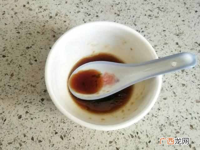 鸡蛋羹的做法？3步蒸出完美的鸡蛋羹，光滑如镜，比果冻都嫩