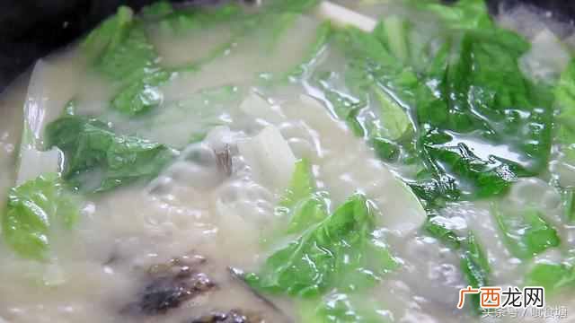 鲫鱼豆腐汤的做法？这才是鲫鱼豆腐汤最正宗的做法