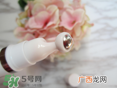 希思黎焕白淡斑精华露怎么样 希思黎淡斑精华有用吗