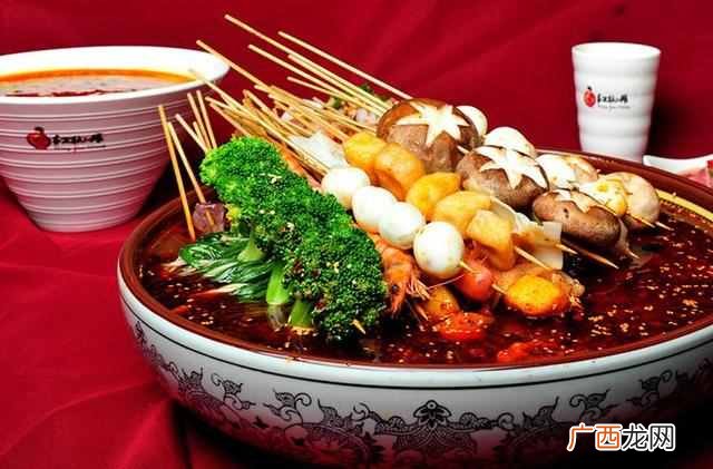 串签麻辣烫的做法？串串麻辣烫的详细制作，配方精确到克