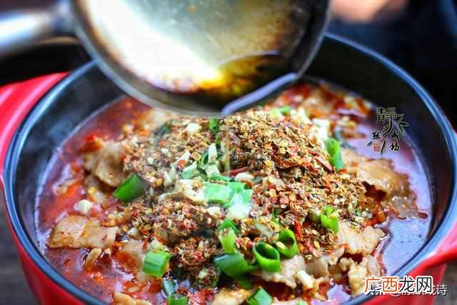 水煮肉片的家常做法？肉片滑嫩的诀窍全在里面了