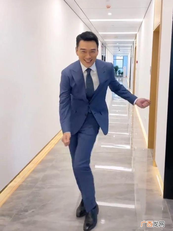 杨洋跳舞蹈,王耀庆带着杨洋再跳魔性舞蹈才知道跳舞看脸