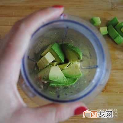牛油果奶昔怎么做?