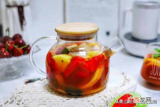 缤纷果茶怎么做？？自制网红缤纷水果茶，做法原来这么简单