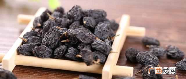 黑枸杞泡水喝有哪些功效？？坚持喝黑枸杞，身体会有这些益处