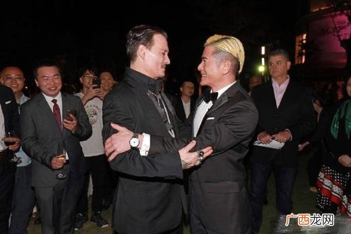 郭富城是谁，郭富城追的约翰尼·德普是谁个人资料