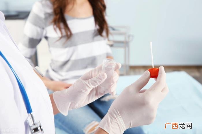 年龄小的女孩白带多，小女孩白带多是怎么回事