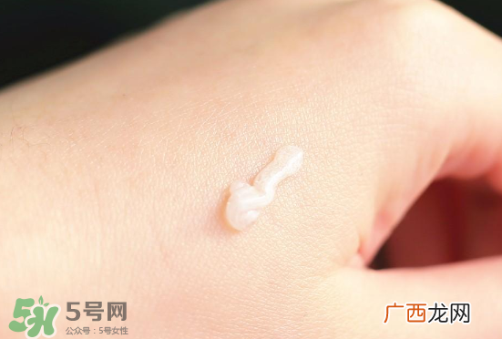 玉兰油新生塑颜金纯弹力眼霜好不好