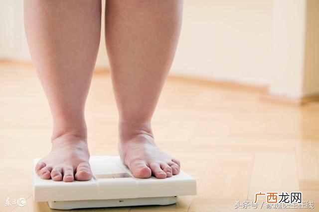 晚饭吃什么能越吃越瘦？？看完再也不用晚上节食了