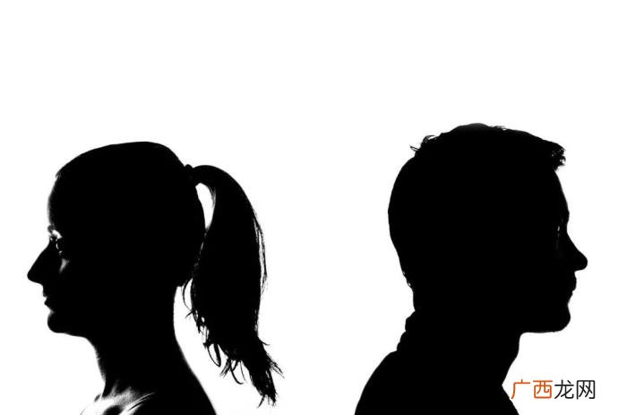 为什么有些已婚男人会出轨 已婚男人精神出轨的原因
