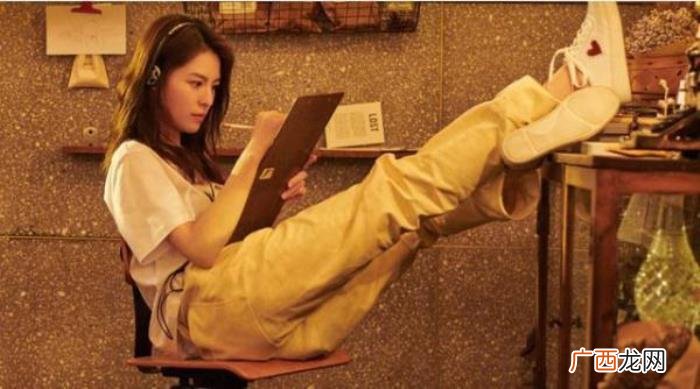 800字写给女朋友的情书,他亲手写800字情书