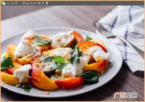 桃子的食疗菜谱？高血压食疗推荐水果类