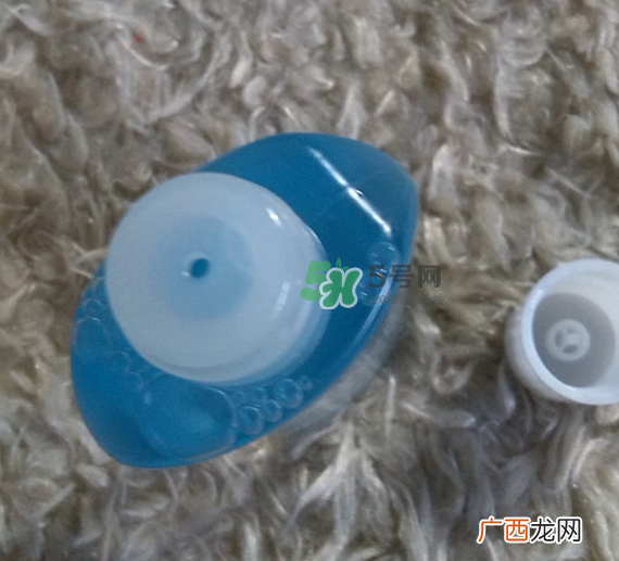 美宝莲眼唇卸妆液可以卸脸吗 美宝莲眼唇卸妆液怎么样