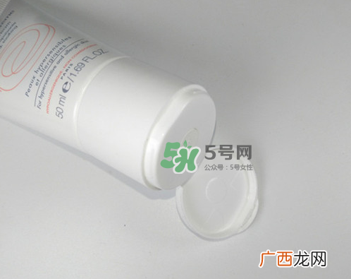 雅漾舒缓特护面霜怎么样 雅漾舒缓特护面霜怎么用