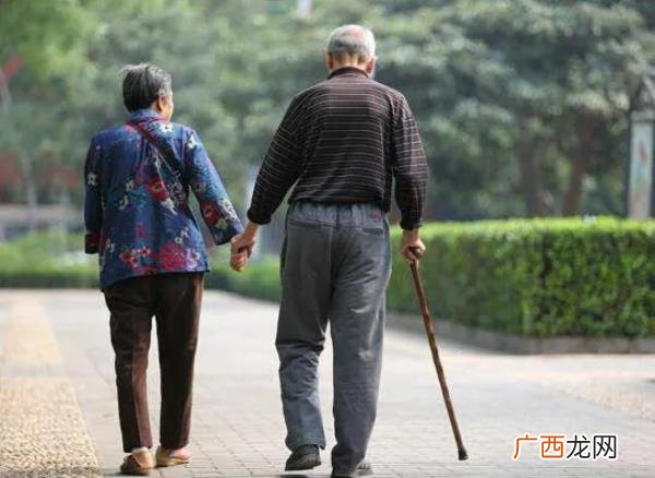 爱需要双方共同经营，好的婚姻需要两个人共同经营