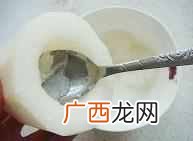 怎样做止咳化痰的白萝卜蜂蜜枸杞盅？
