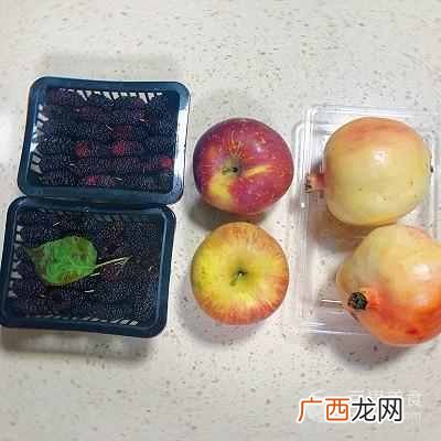 石榴酒的做法最简单方便的做法？石榴酒？果酒的做法