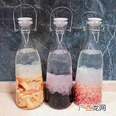 石榴酒的做法最简单方便的做法？石榴酒？果酒的做法