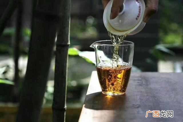 如何泡好大红袍茶？多少度的水适合冲泡大红袍？
