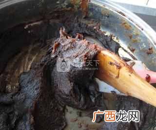 如何做红糖姜枣膏？？红糖姜枣膏的做法